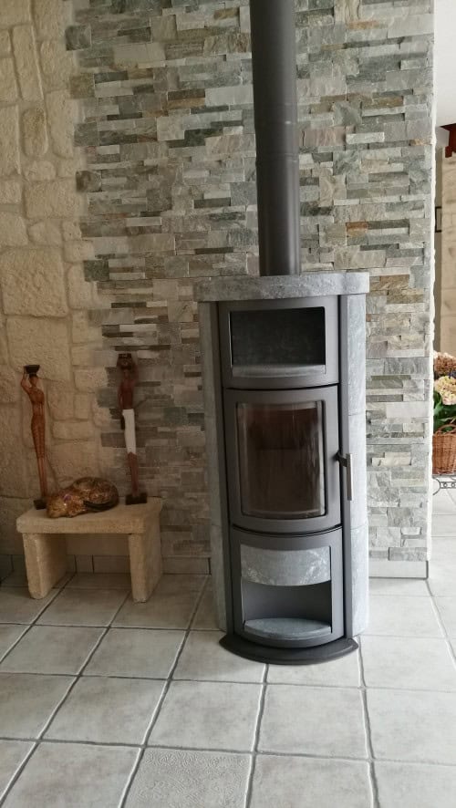 Poêle à bois Heta Modèle SCAN LINE TURIN EN PIERRE OLLAIRE Les — free download